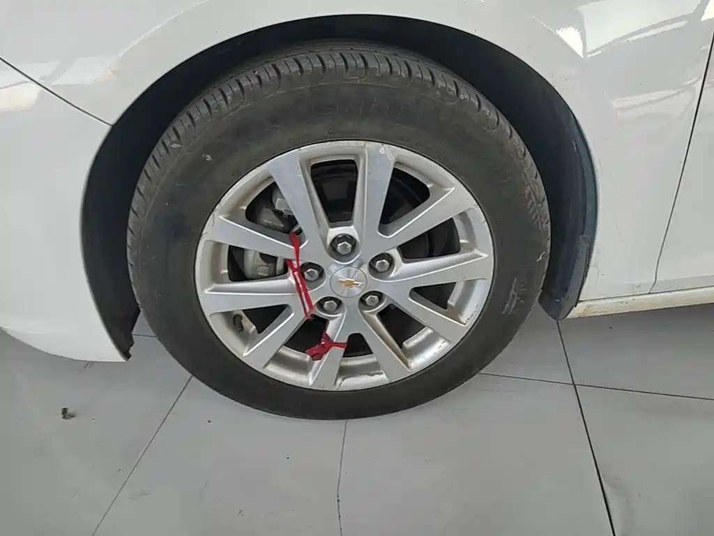 Chevrolet Malibu — миниатюра 23