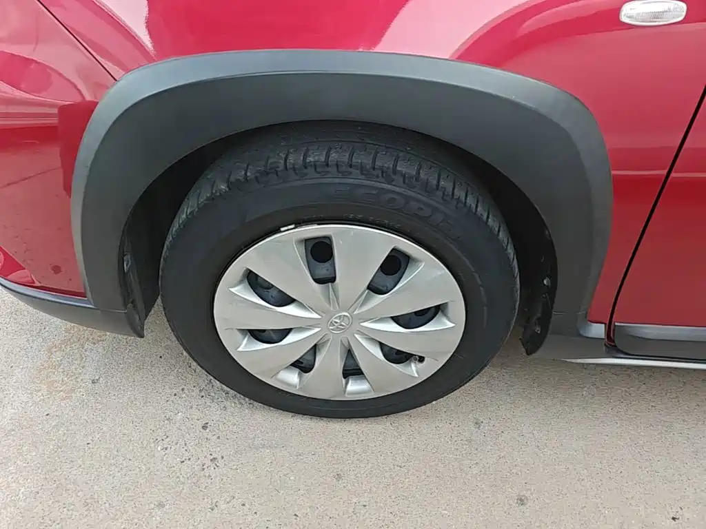 Toyota Yaris L — миниатюра 23