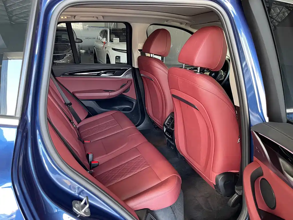 BMW iX3 — миниатюра 28