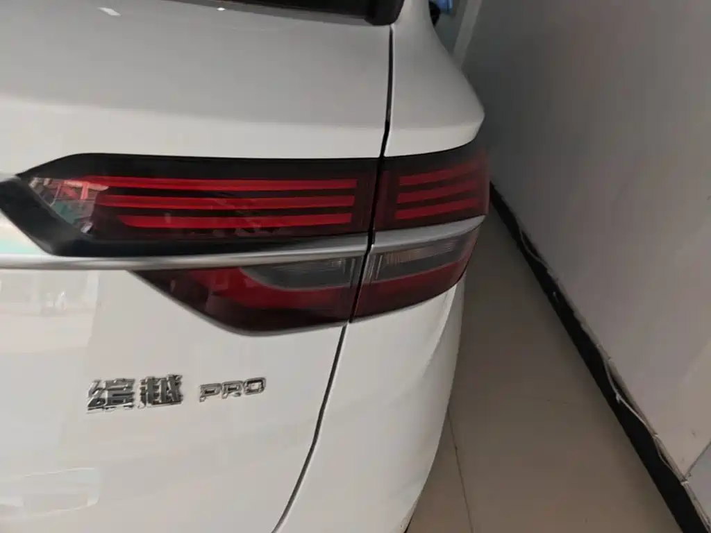 Geely Binyue — миниатюра 8