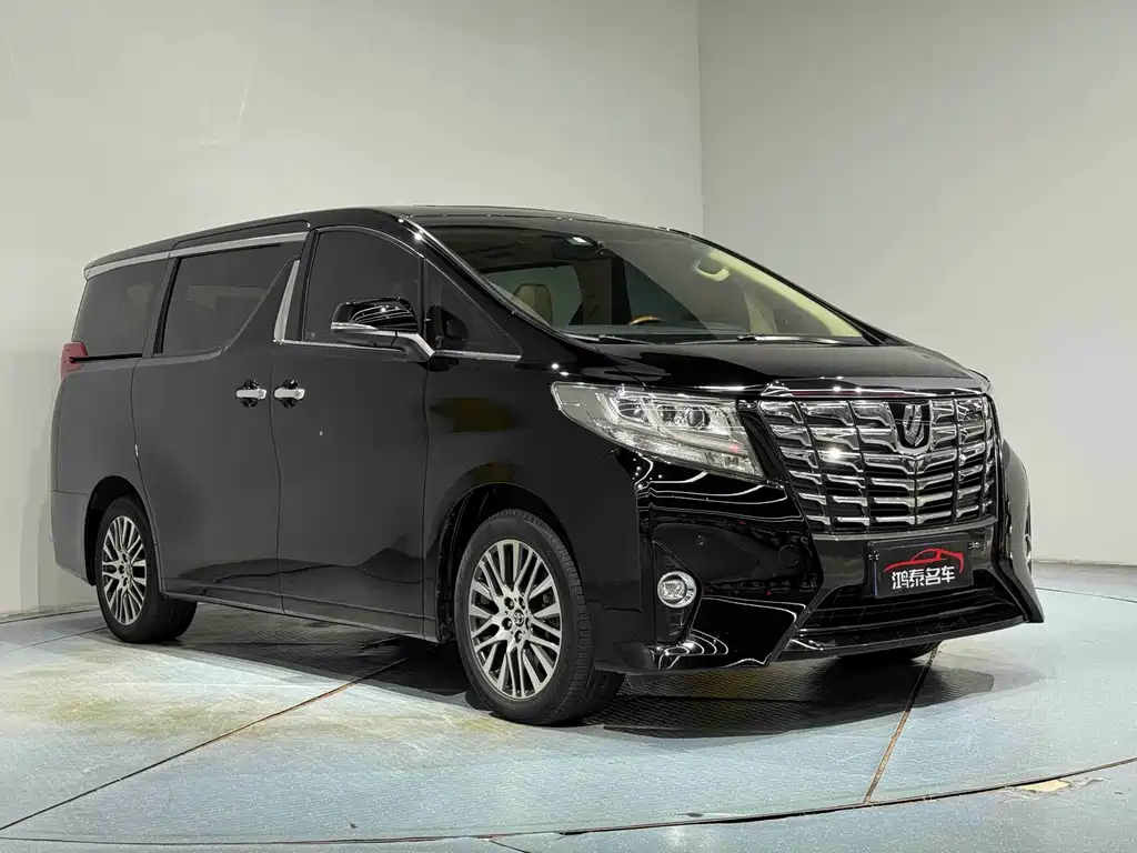 Toyota Alphard — миниатюра 2