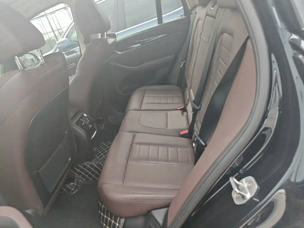 BMW X3 — миниатюра 17