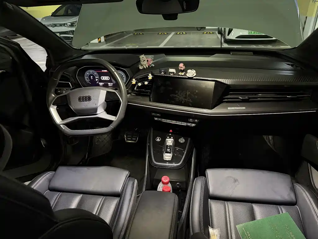 Audi Q4 e-tron — миниатюра 4