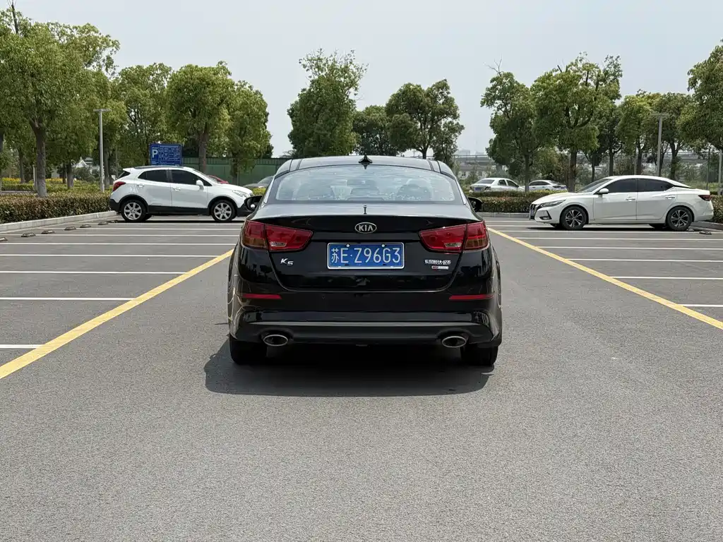 Kia K5 2014 2.0L AT LUXURY