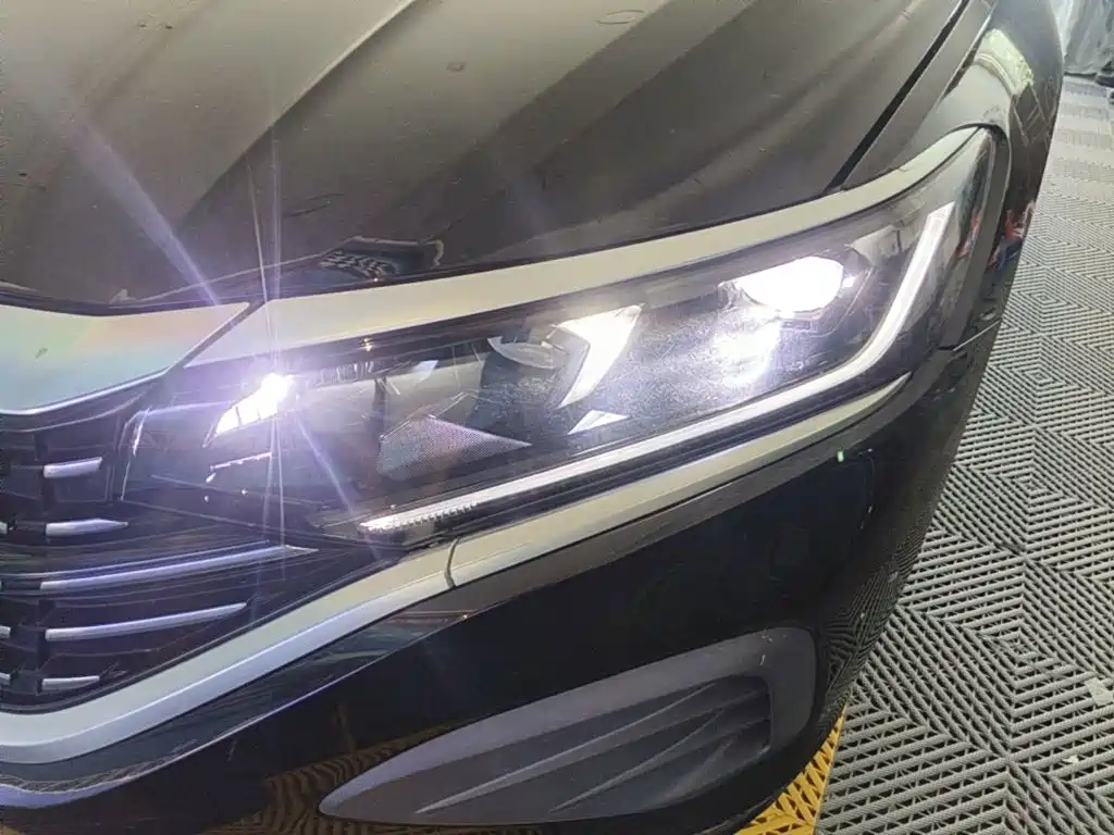 Volkswagen Passat — миниатюра 24
