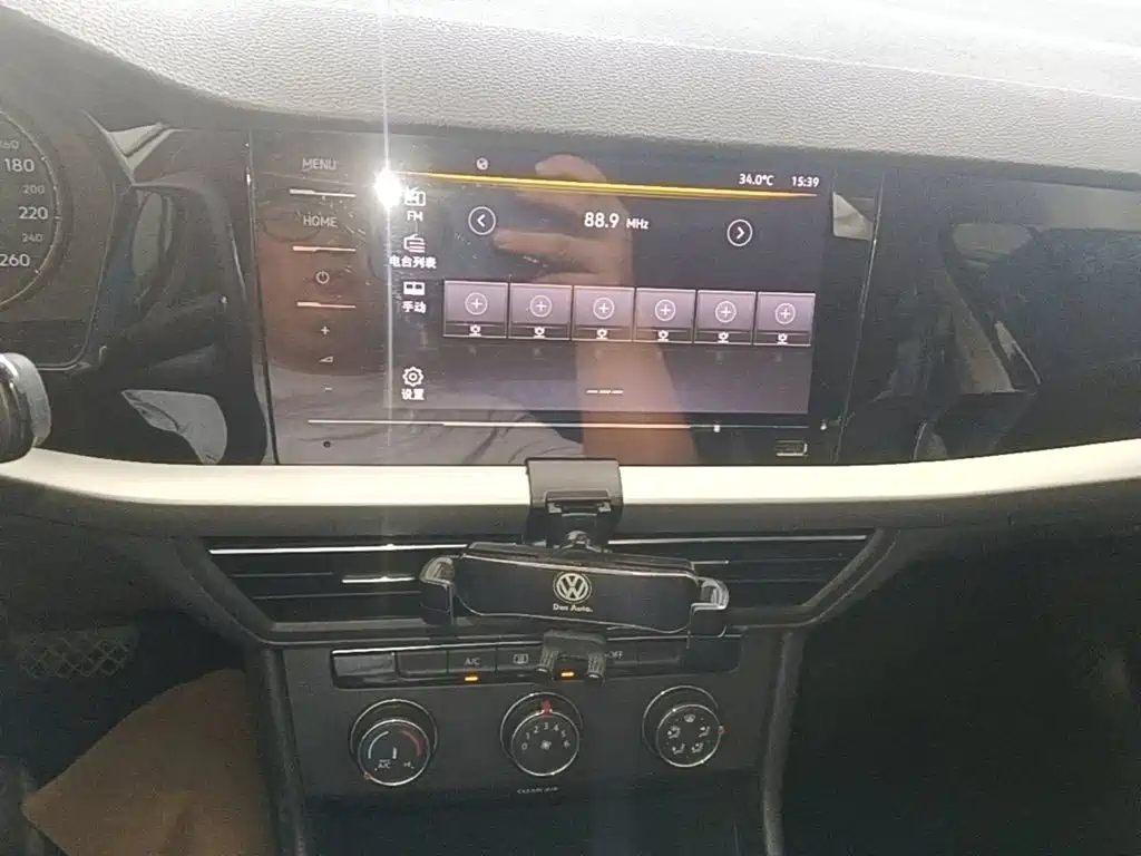 Volkswagen Lavida — миниатюра 13