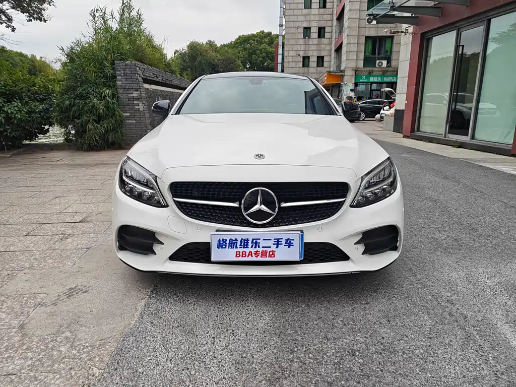 Mercedes-Benz C-Class (Import) — миниатюра 2