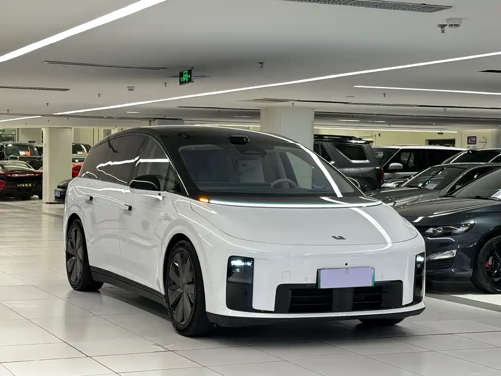 Li Auto Li i8 — миниатюра 3