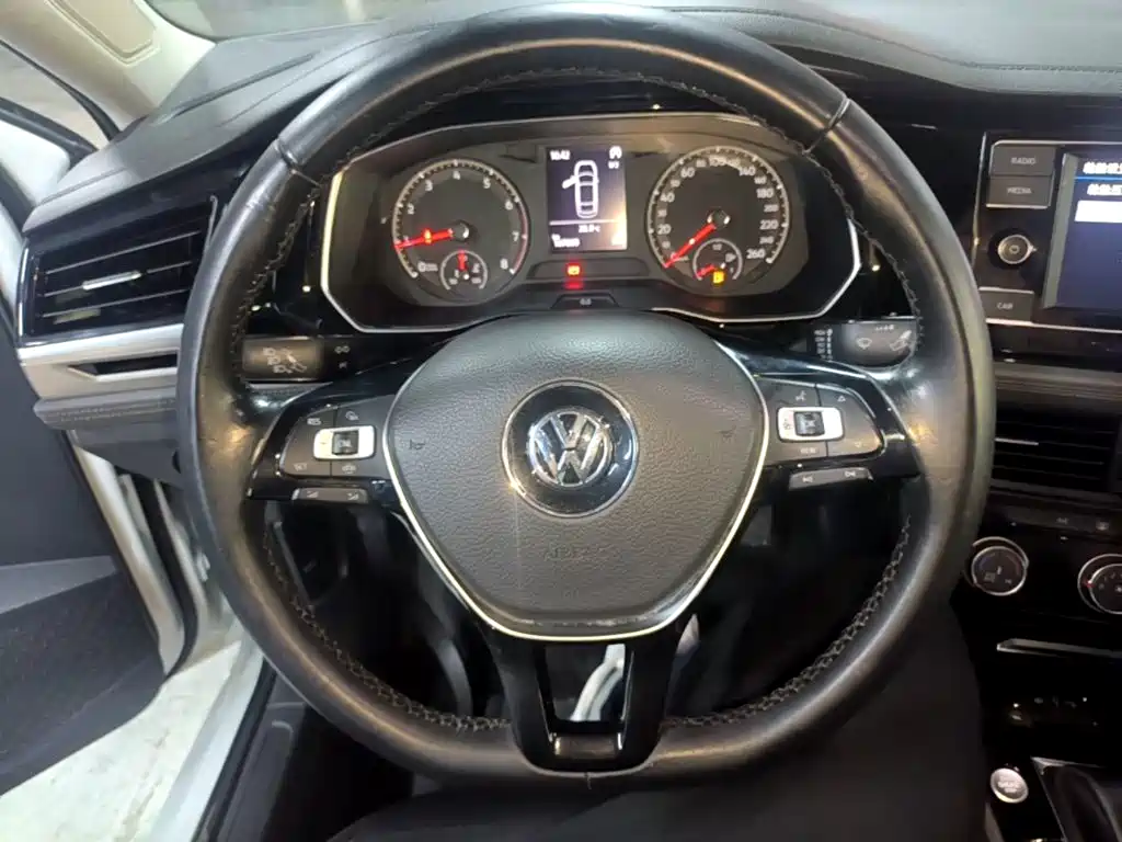 Volkswagen Sagitar — миниатюра 11
