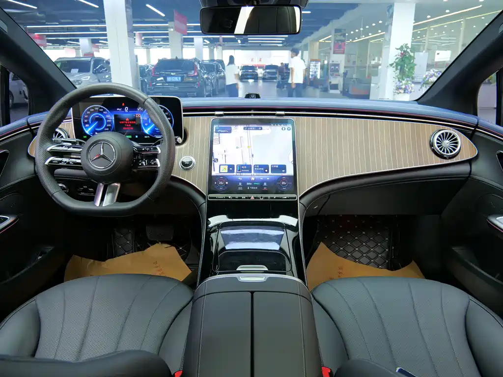 Mercedes-Benz EQE — миниатюра 15