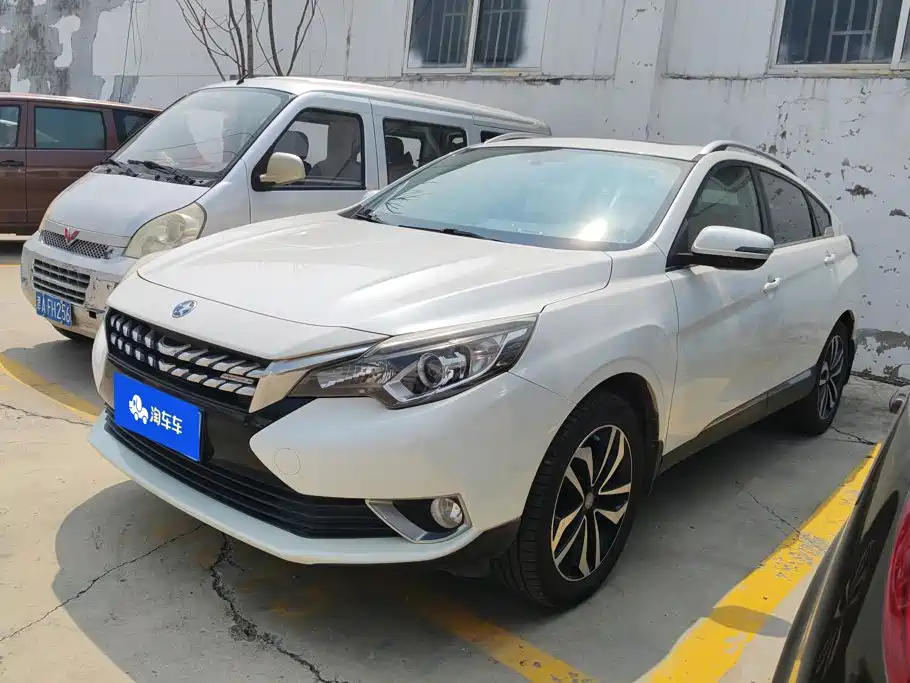 2017 DongFeng Qichen T90 - zdjęcie 1 z 16
