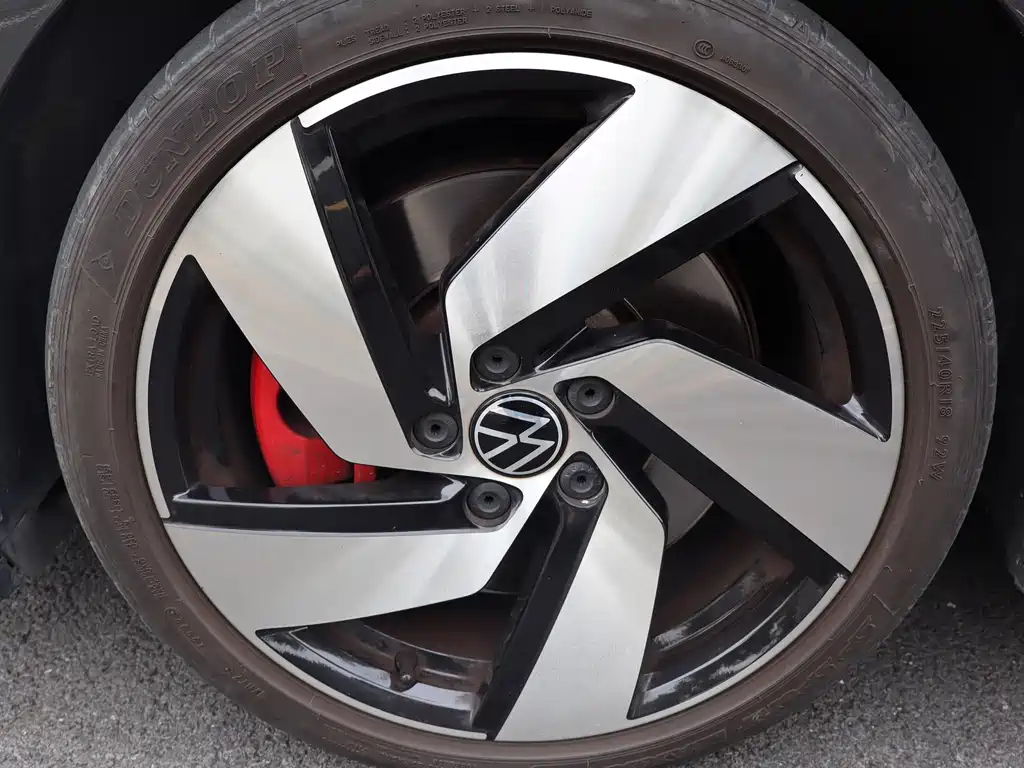Volkswagen Golf GTI — миниатюра 8