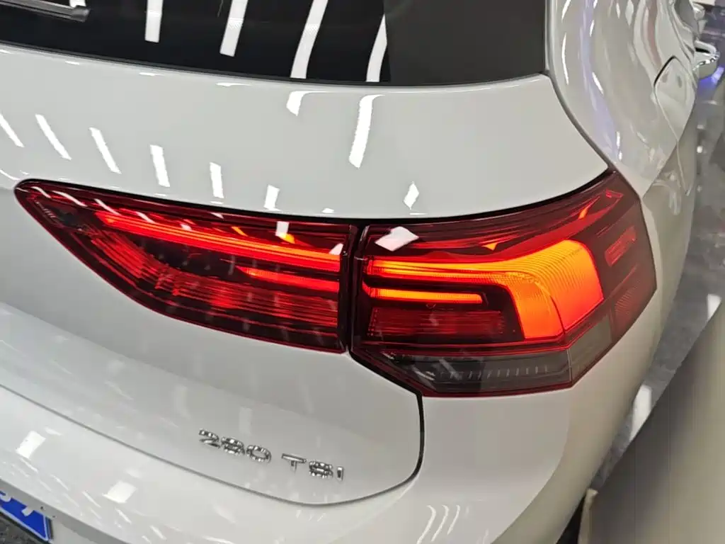Volkswagen Golf — миниатюра 8