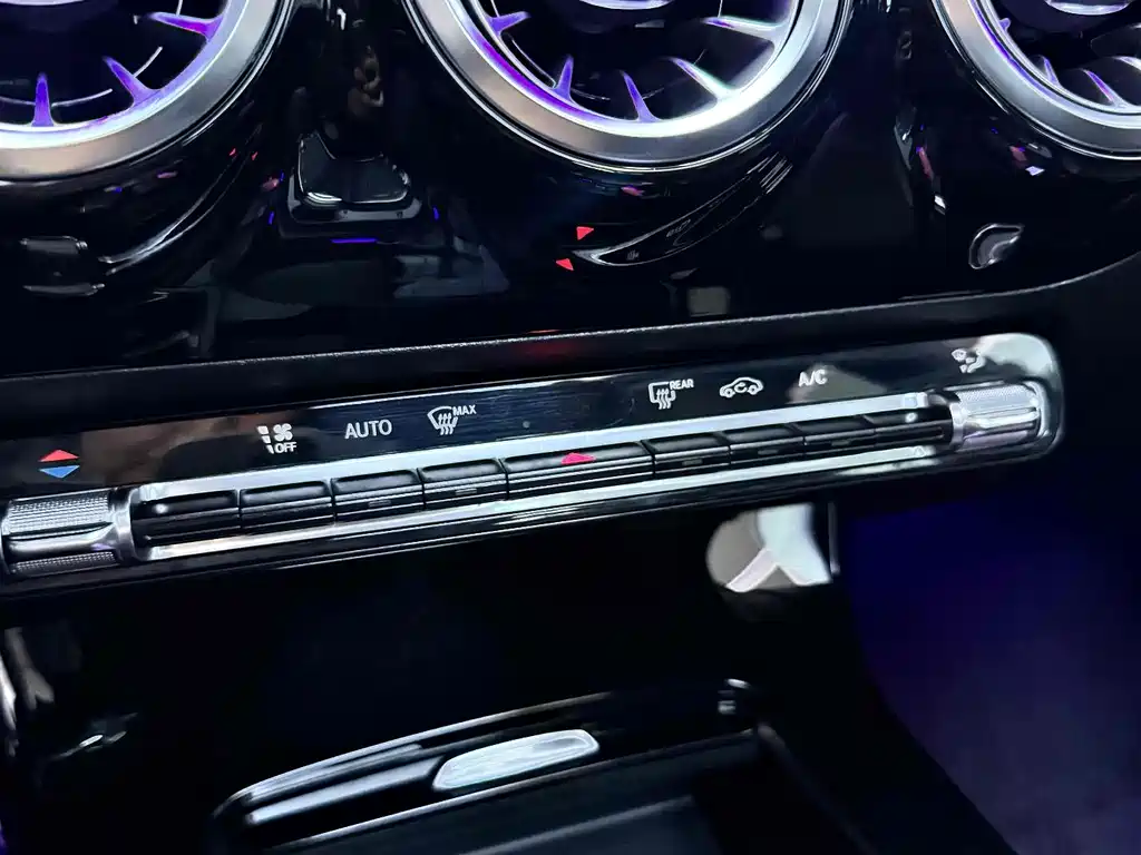 Mercedes-Benz CLA 2020 CLA 200