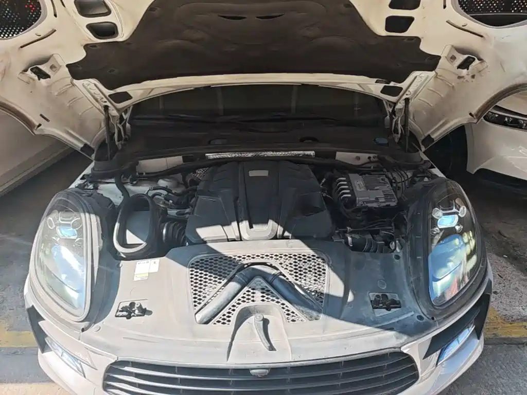 Porsche Macan — миниатюра 20