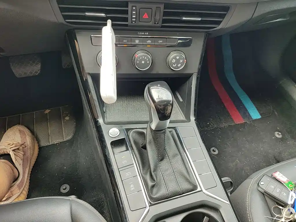 Volkswagen Passat — миниатюра 14