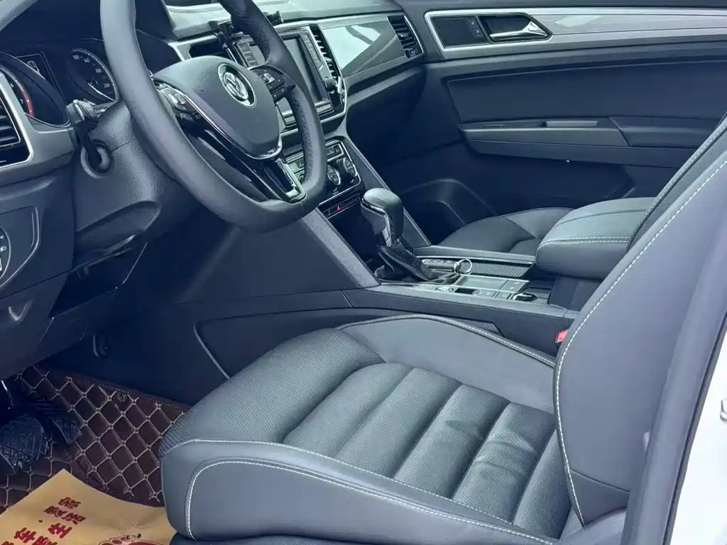 Volkswagen Teramont — миниатюра 8