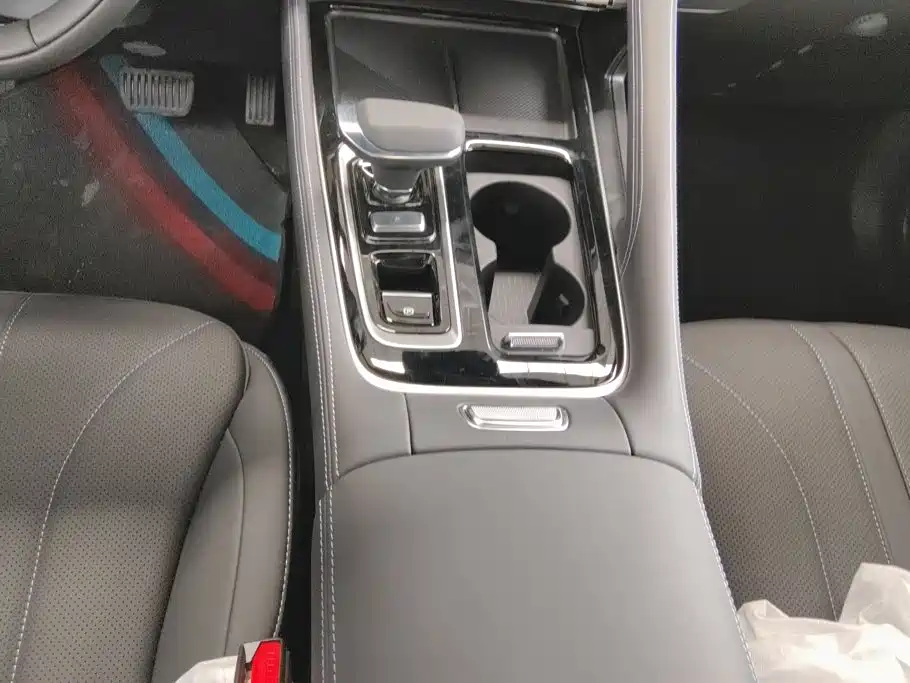 Geely Xingrui — миниатюра 16
