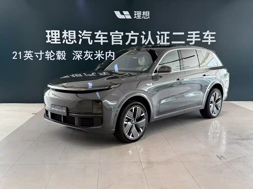 2025 Li Xiang L8 - zdjęcie 1 z 15