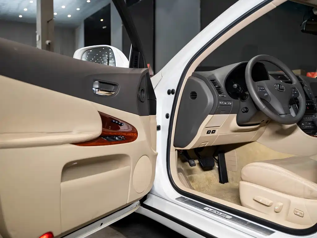 Lexus GS — миниатюра 9