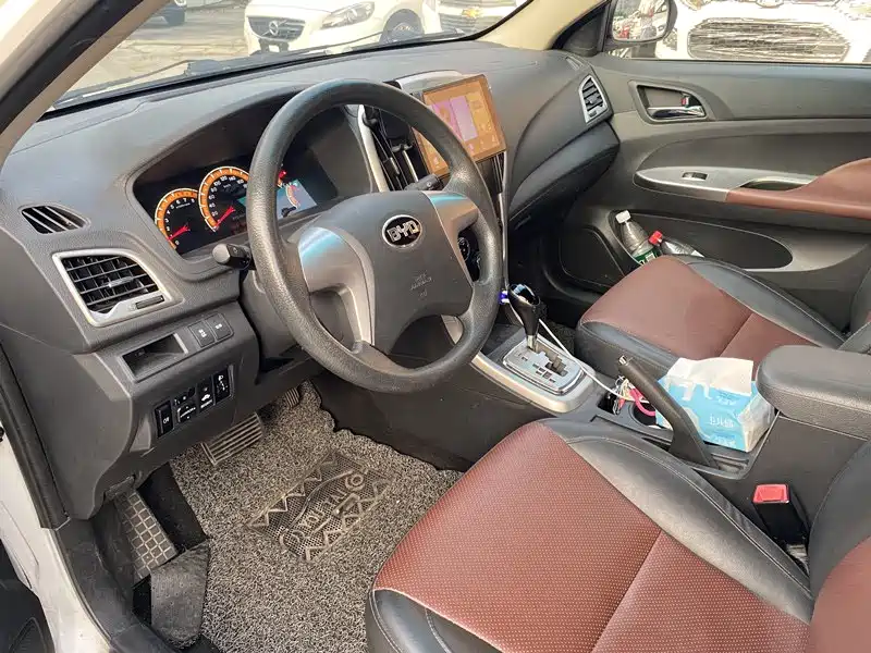 BYD F3 2015 1.5L AT Luxury