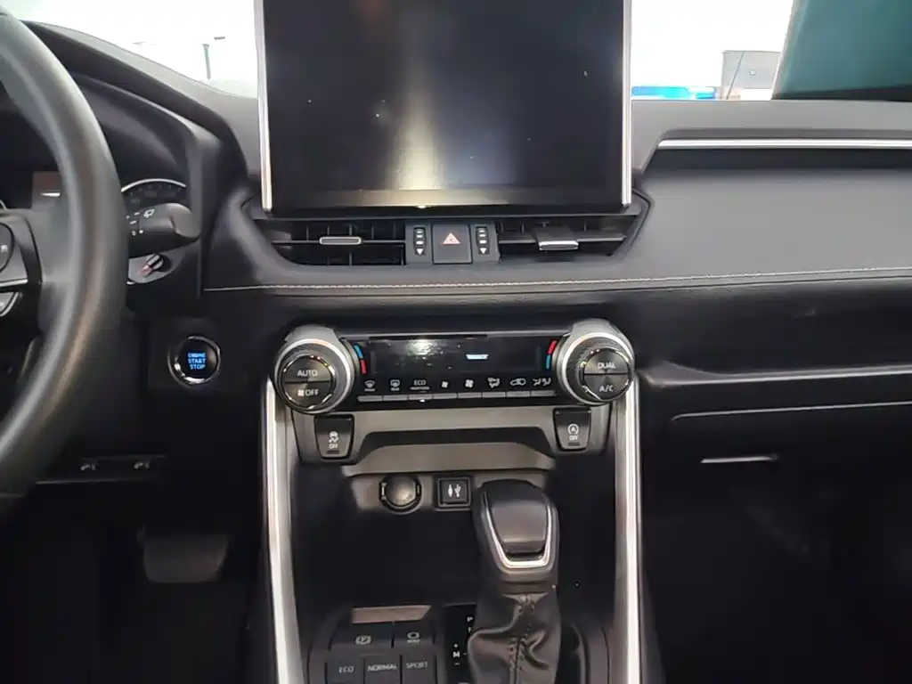 Toyota Wildlander — миниатюра 13