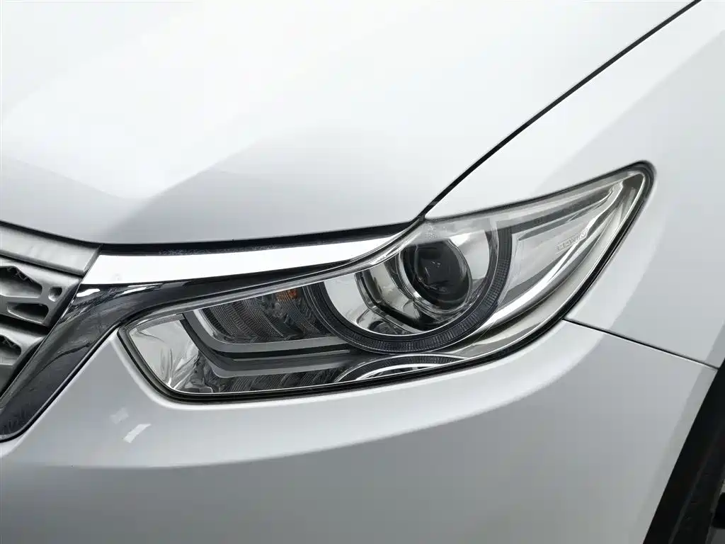 Kaiyi X3 2016 1.6L MT