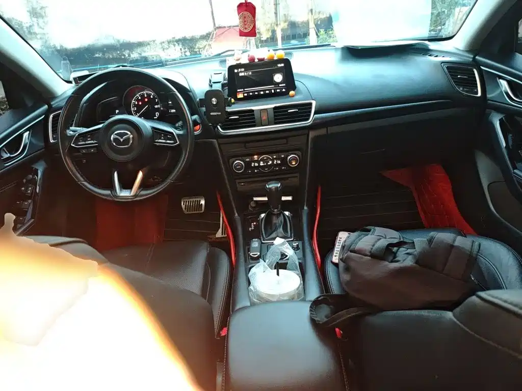Mazda 3 Axela — миниатюра 10