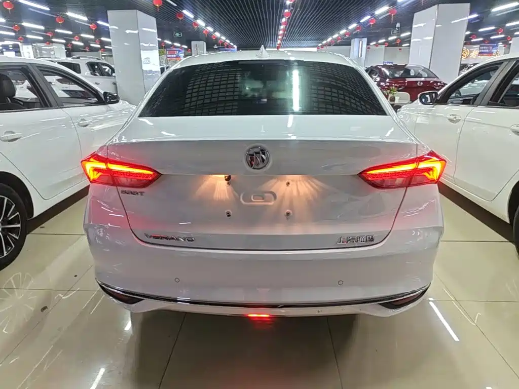 Buick Verano — миниатюра 6