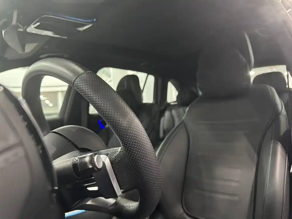 Mercedes-Benz GLC — миниатюра 10