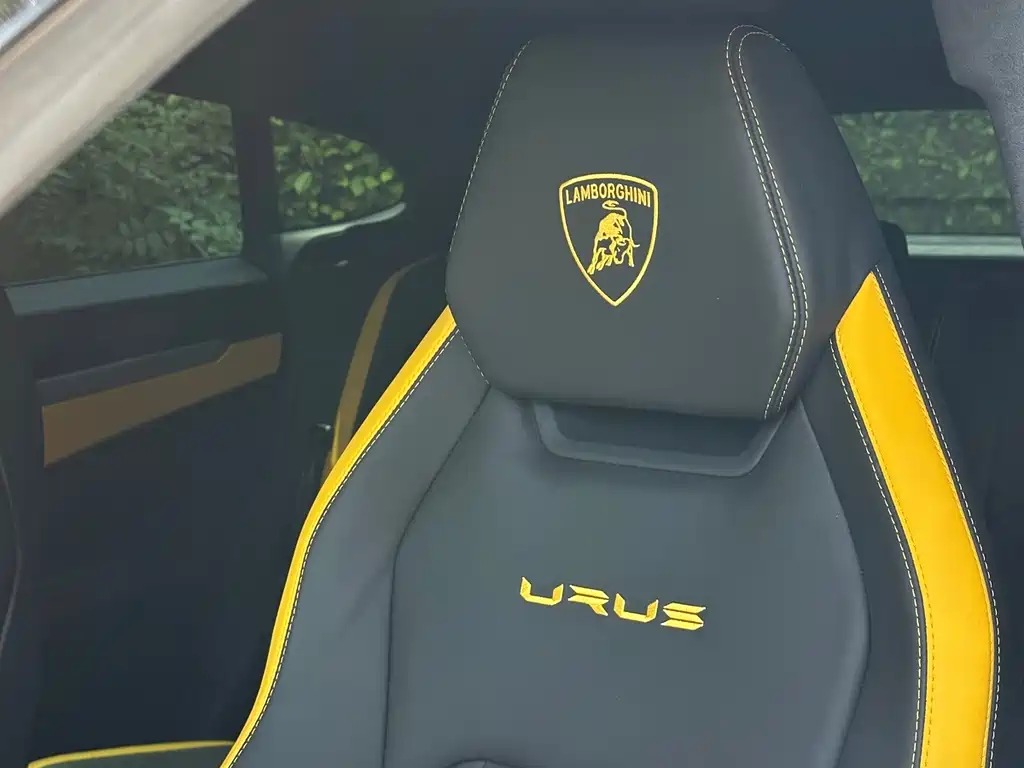 Lamborghini Urus — миниатюра 6