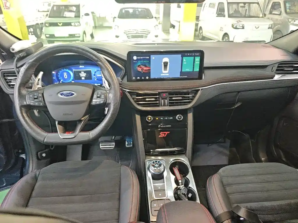 Ford Escape — миниатюра 10
