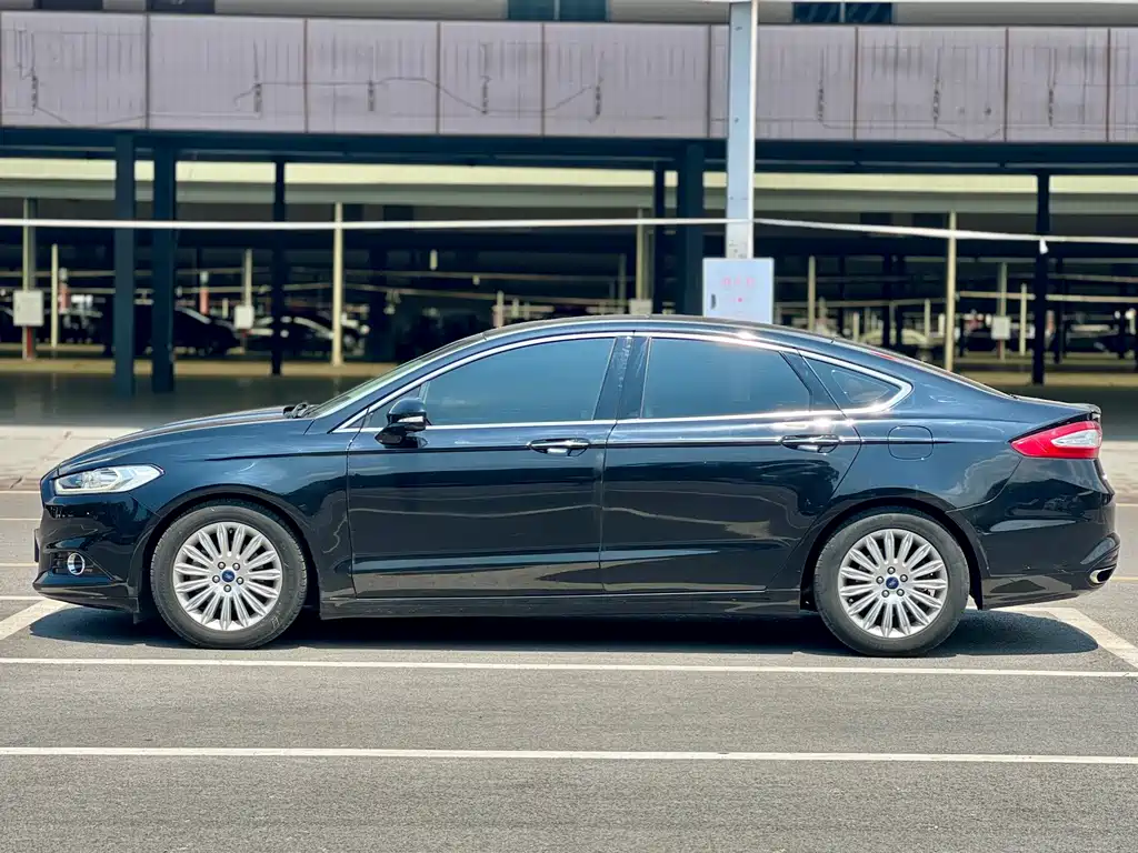 Ford Mondeo — миниатюра 3