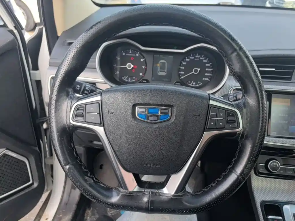 Geely Emgrand GS — миниатюра 11