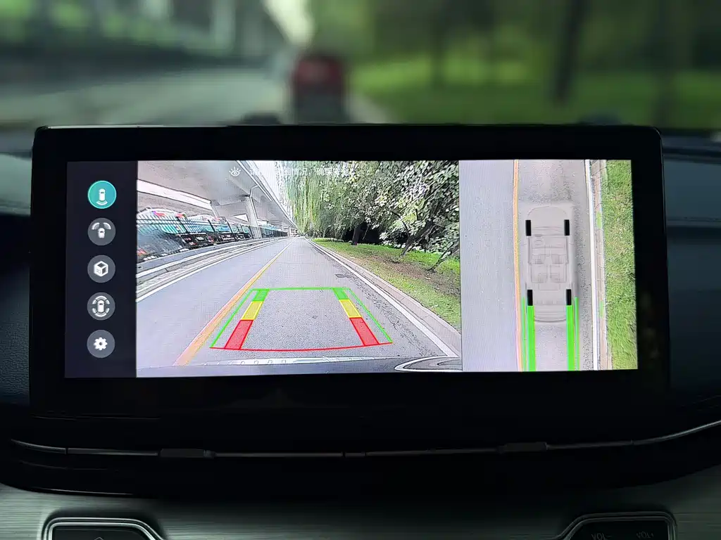Roewe iMAX8 — миниатюра 13