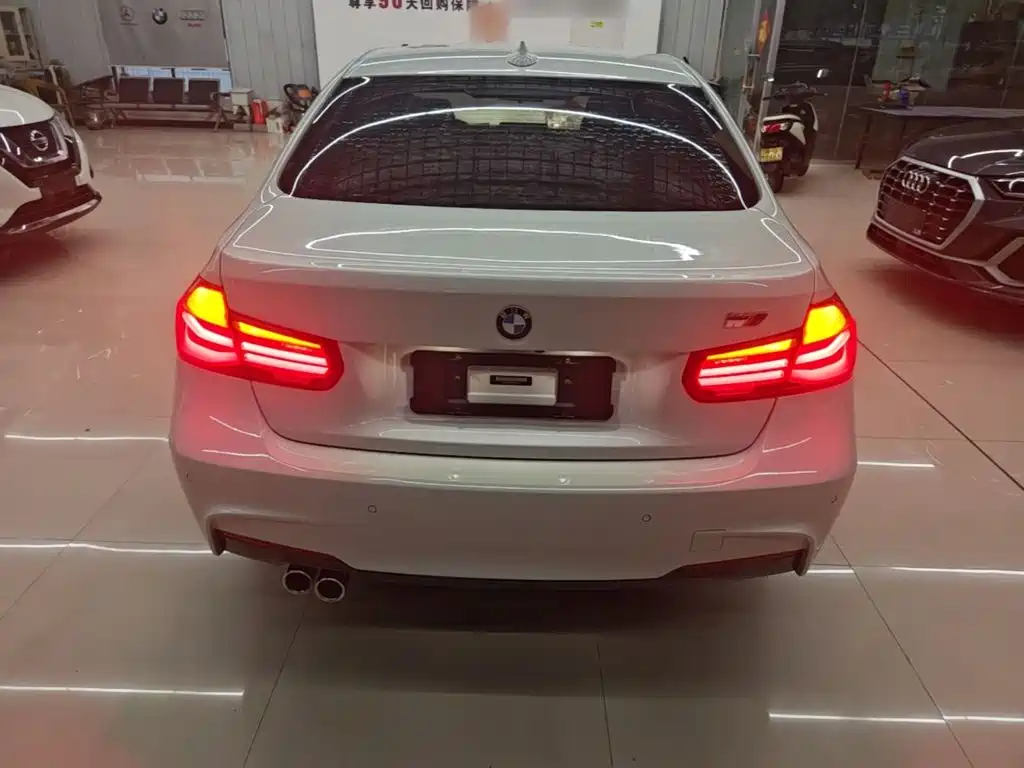 BMW 3 Series — миниатюра 6