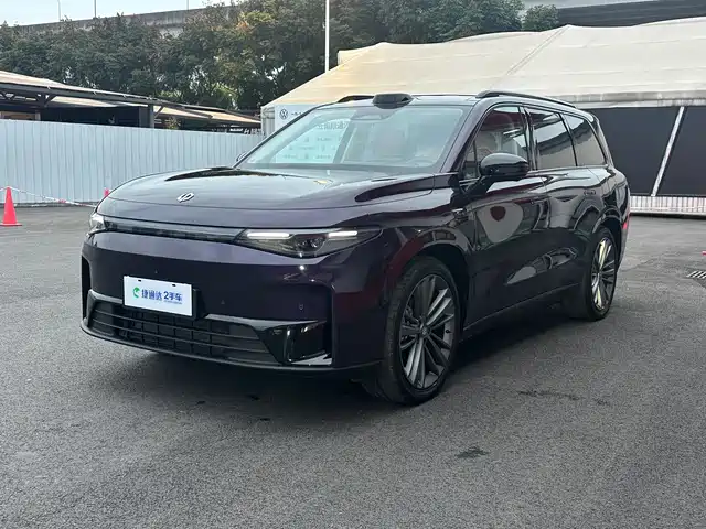 ZERO-RUNNING CAR ZERO RUN C16 2024