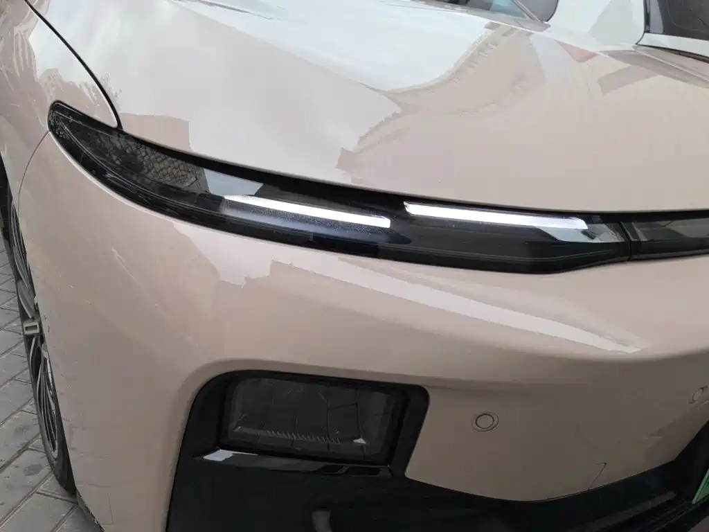 Leapmotor Leapmotor B01 — миниатюра 7