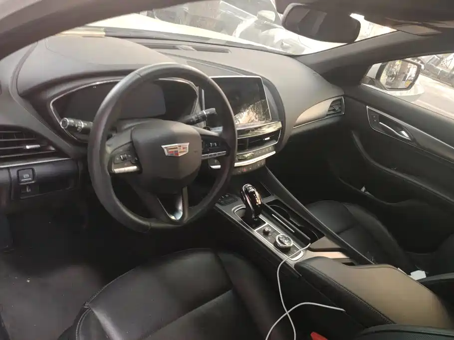 Cadillac CT5 — миниатюра 12