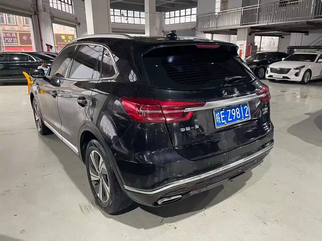 Hongqi HS5 2019 2.0T