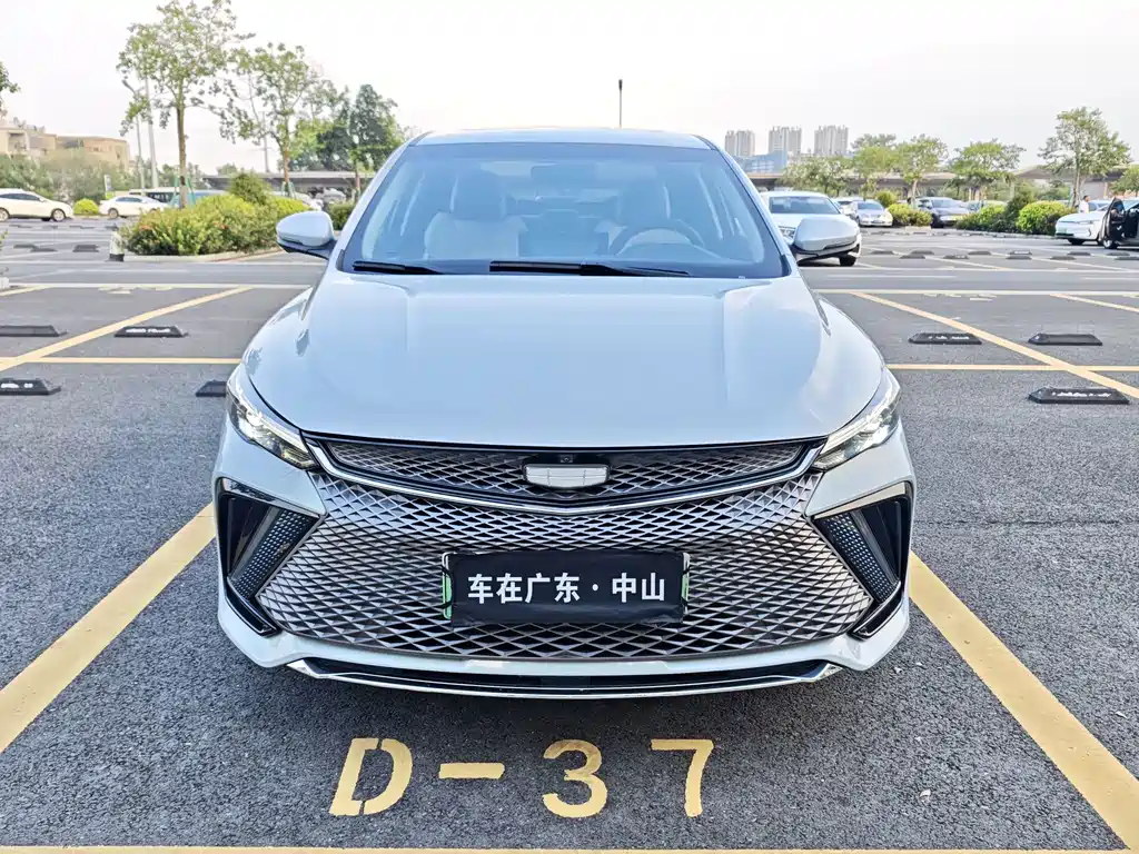 Geely L HiP — миниатюра 2