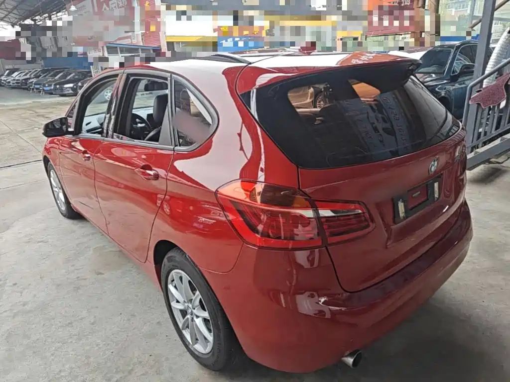 BMW 2 Series Active Tourer — миниатюра 5
