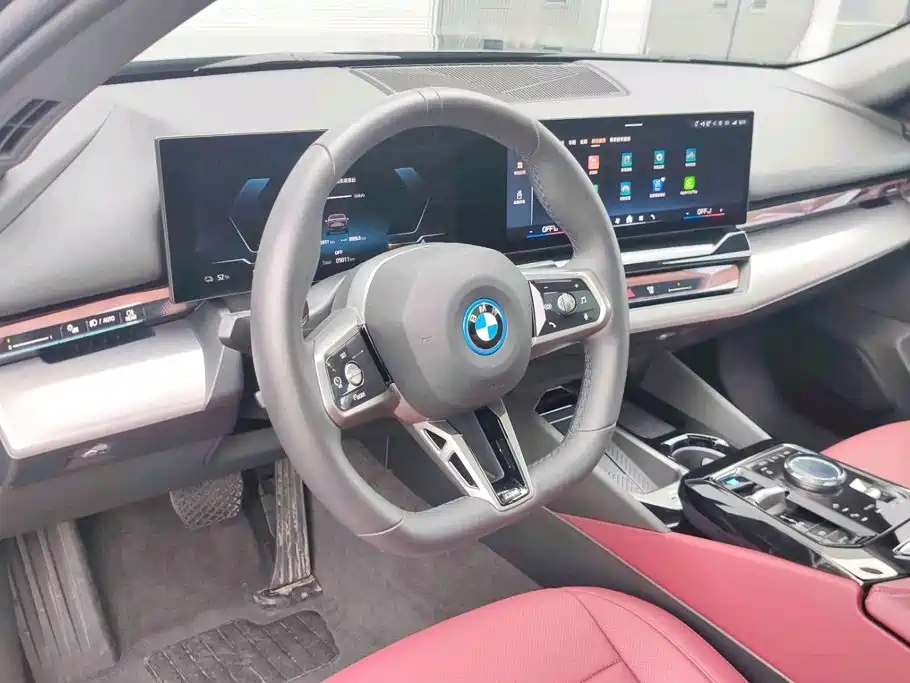 BMW i5 — миниатюра 5