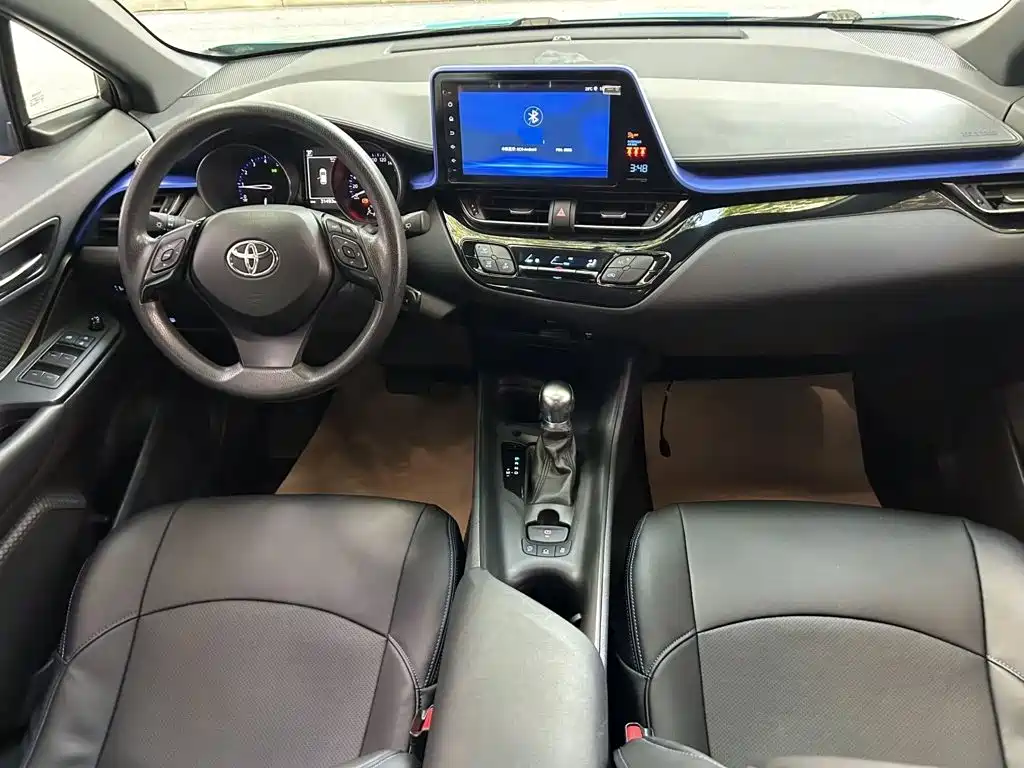 Toyota C-HR — миниатюра 14