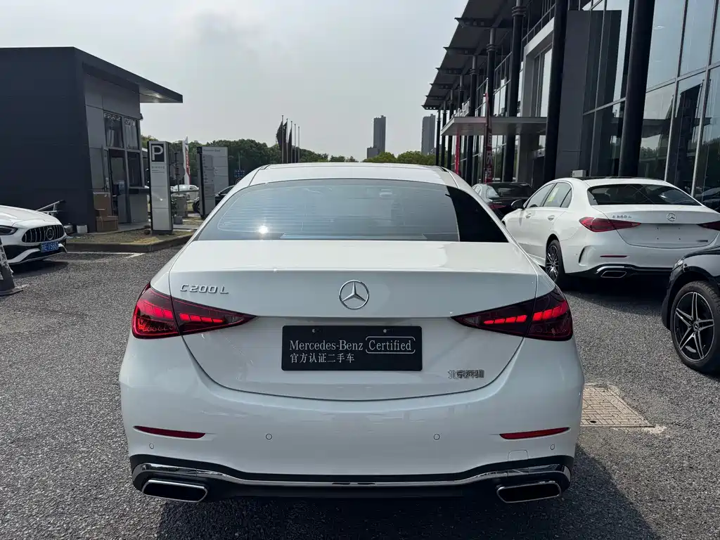 Mercedes-Benz C-Class — миниатюра 5
