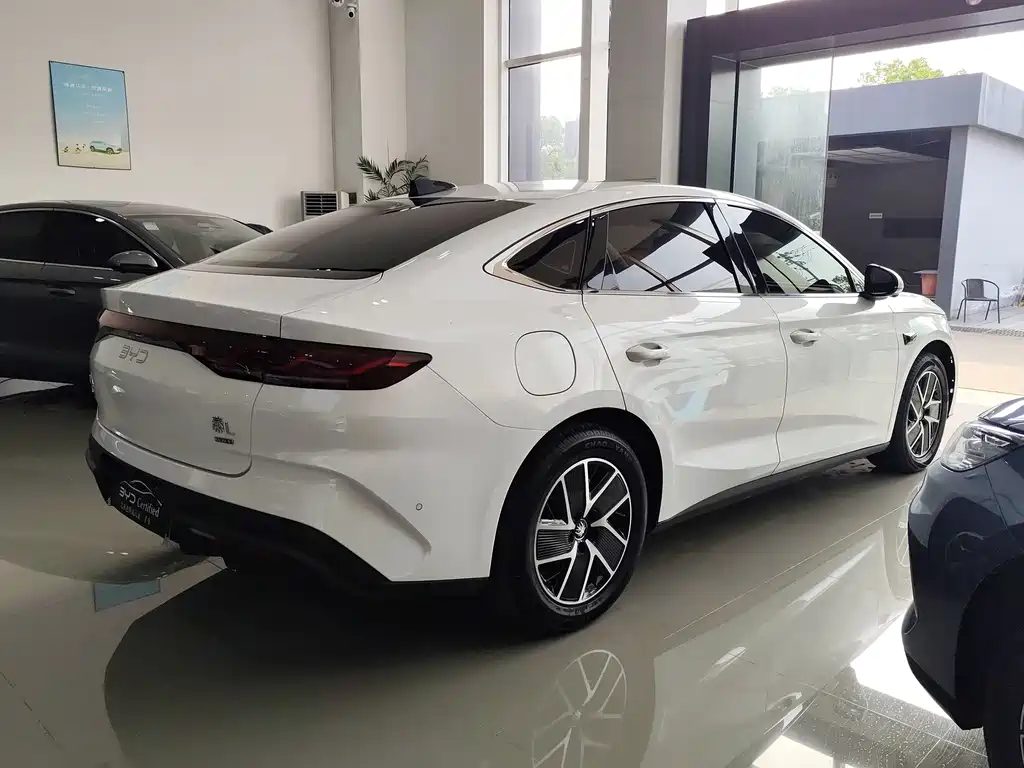 BYD Qin L — миниатюра 6