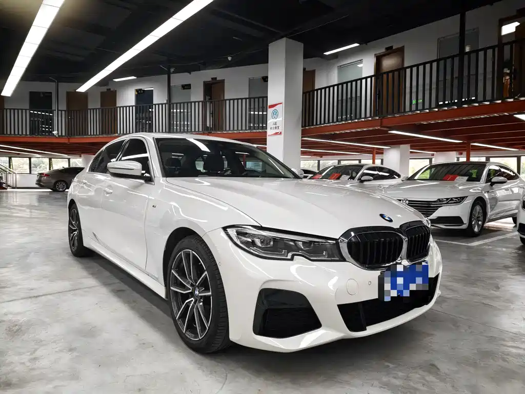 BMW 3 Series — миниатюра 3