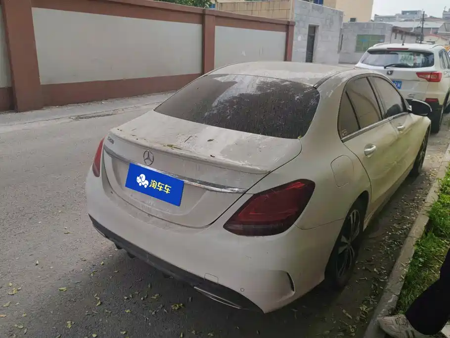 Mercedes-Benz C-Class — миниатюра 3