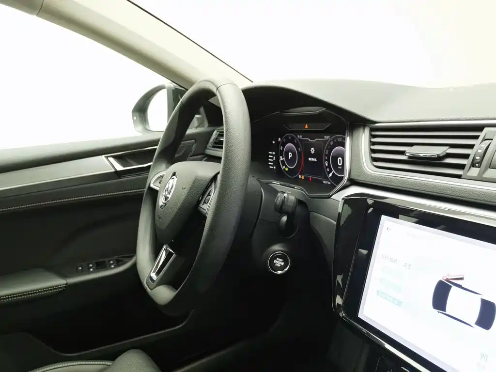 Skoda Superb — миниатюра 22