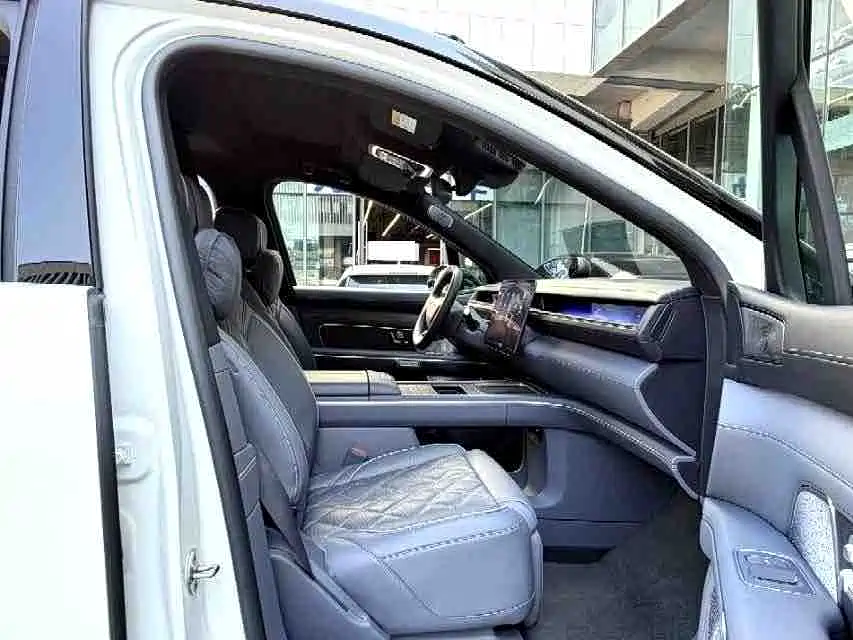 NIO ES8 — миниатюра 9